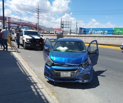 Dos niñas y una mujer terminan lesionadas en fuerte choque