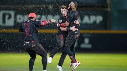 Algodoneros dejan tendidos a Pericos en el Juego 1 de la Serie del Rey