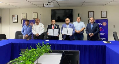 Club Rotario firma convenio de colaboración y otorga becas al TEC Monclova