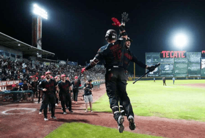 Algodoneros apalean a Pericos y se llevan el Juego 2 de la Serie del Rey