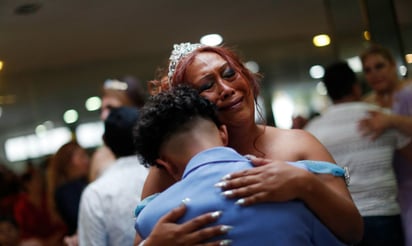 Mujeres trans esperaron una vida para celebrar sus XV años; fotos de Sáshenka Gutiérrez ganan Premio Rostros por la Igualdad