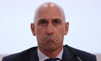 Luis Rubiales recibe citatorio para comparecer ante un tribunal por el beso a Jennifer Hermoso