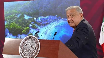 AMLO anuncia que casas de descanso presidenciales en Acapulco y Cozumel se entregarán a Fuerzas Armadas