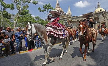 Celebra las fiestas patrias sin descuidar tu salud