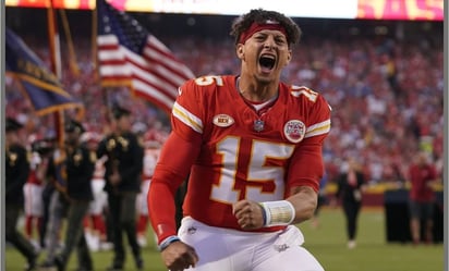 Patrick Mahomes firma millonaria renovación con los Kansas City Chiefs