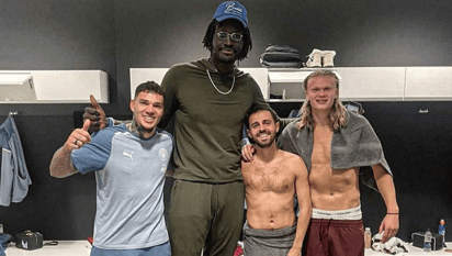 De jugar básquetbol en México a presumir foto con Manchester City