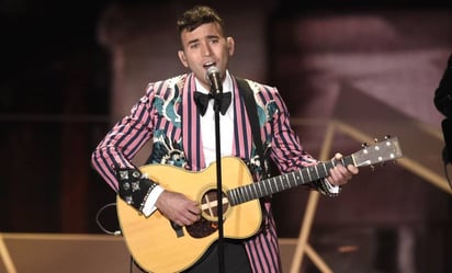 El músico Sufjan Stevens no puede caminar, revela que padece el síndrome de Guillain-Barré