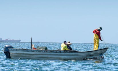 Choque entre embarcaciones de la Marina y pescadores deja un muerto y 2 heridos en Ahome