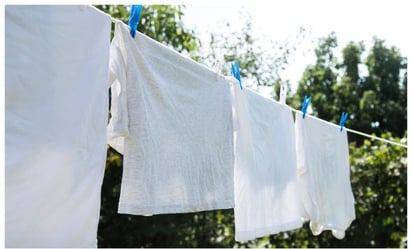 Cómo quitar las manchas amarillas de las axilas en la ropa blanca