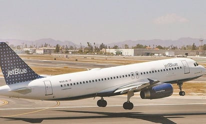 Avión de Ecuador a Florida sufre fuerte turbulencia; hay ocho hospitalizados