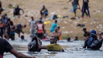 Cruce de migrantes establecerá penoso récord histórico bilateral