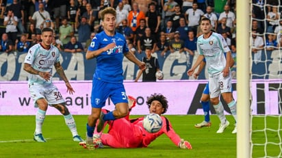 Ochoa y Salernitana siguen sin ganar, y ya tienen la peor defensa de la Serie A