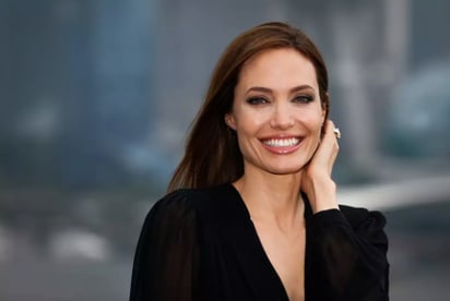 'Durante la última década, siento que he perdido mi verdadera identidad':Angelina Jolie habla sobre su distanciamiento del cine: Comenzó a distanciarse de la industria cinematográfica hace años debido a la necesidad de sanar heridas emocionales.