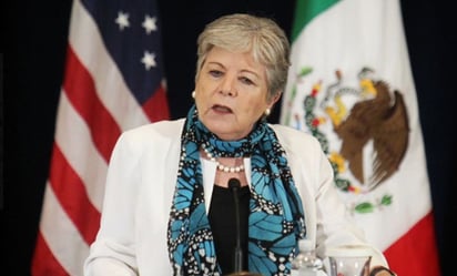 México explora retornos asistidos a Ecuador, Venezuela y Colombia: Canciller Bárcena