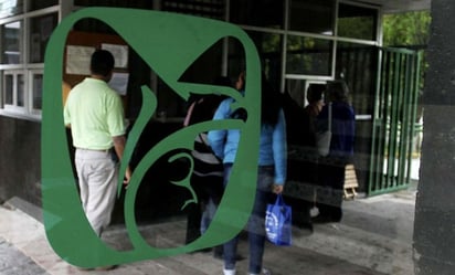 Piden trabajadores del IMSS a Senado investigar presunta corrupción en el Seguro Social