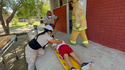 Simulan incendio de minisplit en secundaria de San Buenaventura