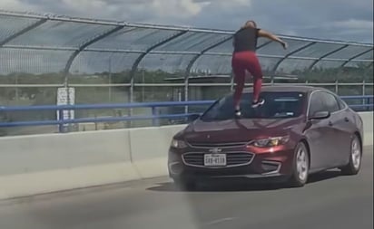 Mujer arma tremendo zafarrancho en Puente II