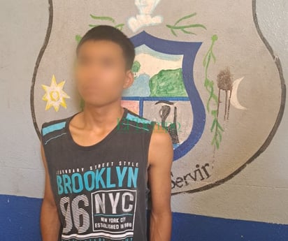 Hombre fue detenido por consumo de drogas en la Emiliano Zapata