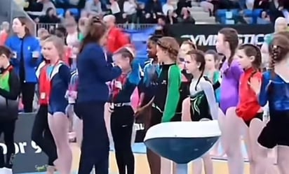 VIDEO: Federación irlandesa de gimnasia se disculpa por acto racista contra una niña afrodescendiente