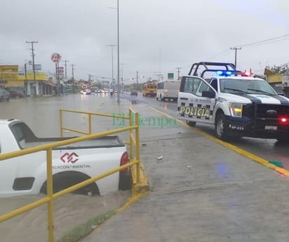 Drenajes desbordados e inundaciones: resultados de la lluvia en Monclova