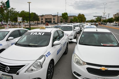 Taxistas serán evaluados en su desempeño por usuarios 