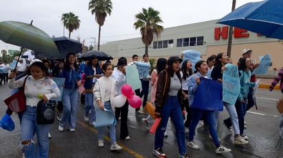 Jóvenes encabezan marcha nacional provida en Monclova