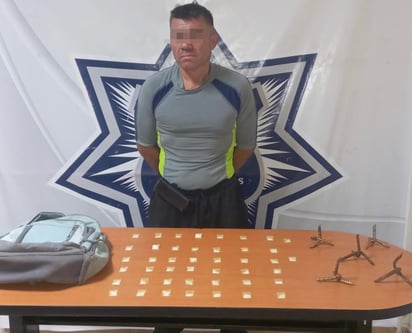 Sujeto es detenido con 44 dosis de droga y ponchallantas