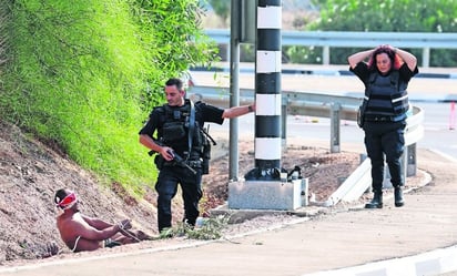 'No es momento de negociar', sino de una 'guerra larga y dura', dice Israel