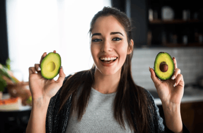 Beneficios de incluir aguacate en tu desayuno: El aguacate, conocido como el \'oro verde\', es un tesoro nutricional que tu cuerpo necesita a diario.