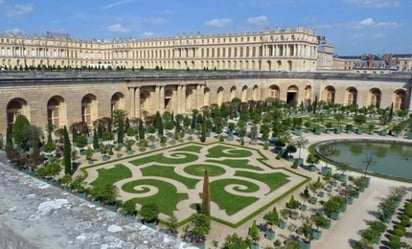 Desalojan el Palacio de Versalles por alerta de bomba, reportan en Francia