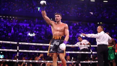 Tommy Fury vence a KSI por decisión mayoritaria en un emocionante combate