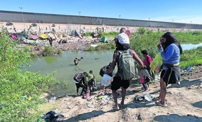 Gobierno de Biden alcanza acuerdo sobre separación de familias migrantes: prohíbe hacerlo durante 8 años