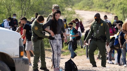 CNDH: Migrantes señalan a policías de PN por abusos físicos