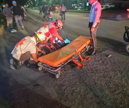 Accidente vial deja dos motociclistas severamente lesionados