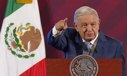 'Aquí me van a jeringar'; AMLO se vacunará en su mañanera contra influenza y Covid la próxima semana