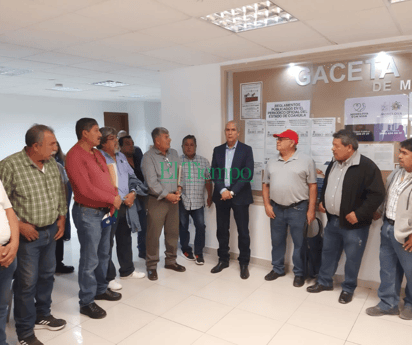 Ex trabajadores de AHMSA agradecen a alcalde su apoyo