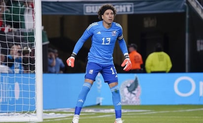 Memo Ochoa responde a sus detractores: “Mientras me sienta bien, voy a estar en la Selección”