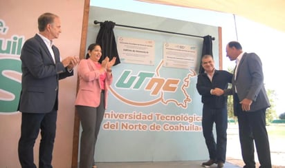 Gobernador reconoce la calidad educativa que tiene la UTNC