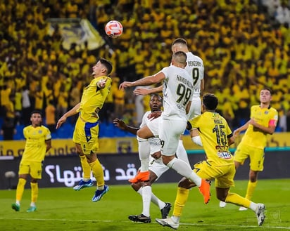 Benzema tuvo un desempeño mixto en el empate de Al-Ittihad