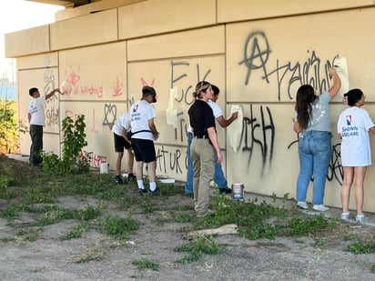 CANACO de EP y jóvenes se unen para eliminar grafiti 