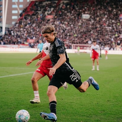 ¡Penúltimos! Ajax cae ante Utrecht y entran a zona de descenso en la Eredivisie