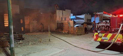 Un incendio dañó por completo un domicilio