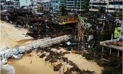 Huracán 'Otis' derriba bungee, símbolo turístico de Acapulco, Guerrero