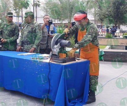 Campaña Canje de Armas da inicio en la Plaza Principal de Monclova