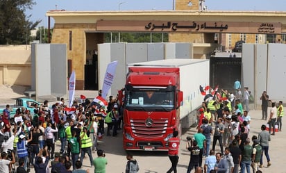 Entra en Gaza primer equipo médico de la Cruz Roja desde inicio de guerra Israel-Hamas