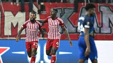 El West Ham de Edson Álvarez cayó derrotado ante el Olympiacos en la Europa League