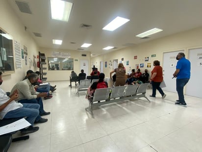 700 familias perdieron el Seguro Social de Altos Hornos y se refugiaron en el Amparo Pape