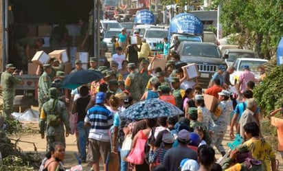 Exención de impuestos, becas, despensas ¿En qué consiste el plan de reconstrucción para Acapulco?