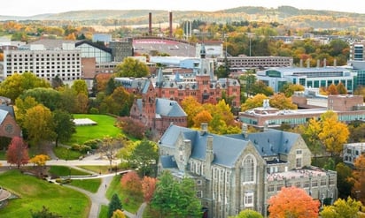 Universidad de Cornell suspende clases tras arresto de un estudiante que amenazó con 'disparar' a judíos