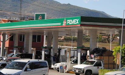 Pemex reabre 35 de 55 gasolinerías en Acapulco